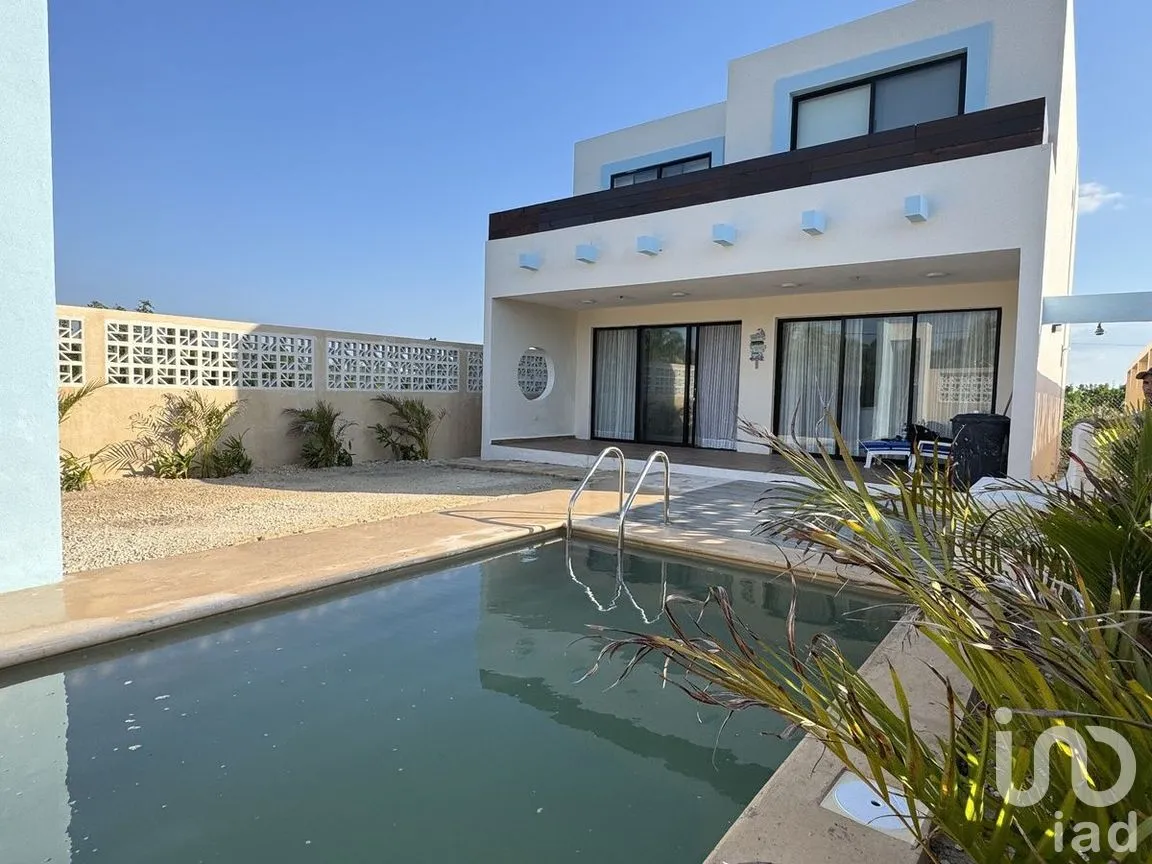 Casa en Venta en Chicxulub Puerto, Progreso, Yucatán | NEX-281943 | iad México | Foto 1 de 25