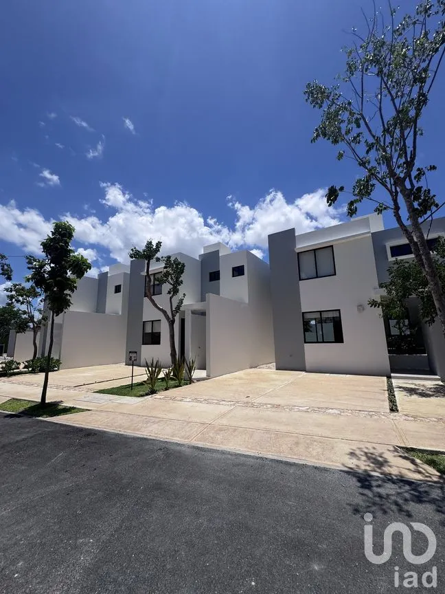 Casa en Venta en Ciudad Caucel, Mérida, Yucatán | NEX-282424 | iad México | Foto 1 de 14