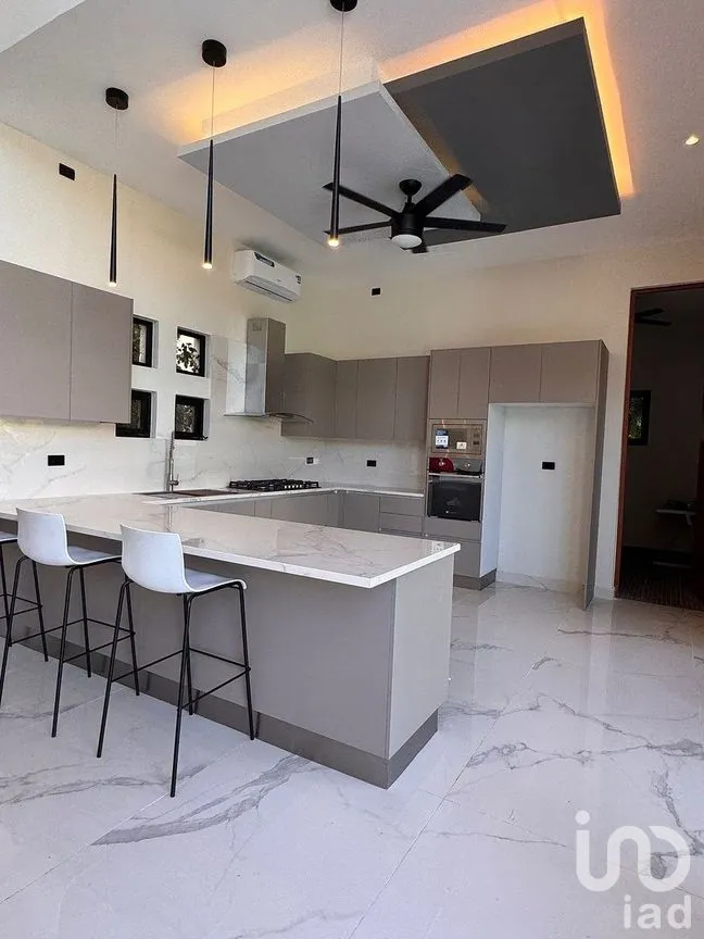 Casa en Venta en Yucatán Country Club, Mérida, Yucatán | NEX-288694 | iad México | Foto 5 de 27