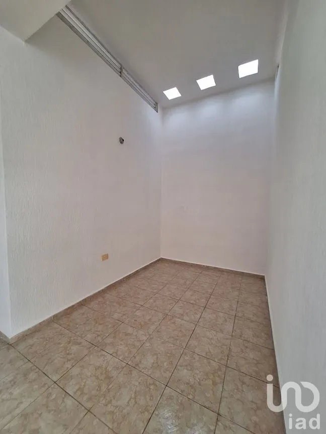 Casa en Renta en Los Héroes, Mérida, Yucatán | NEX-291575 | iad México | Foto 8 de 9