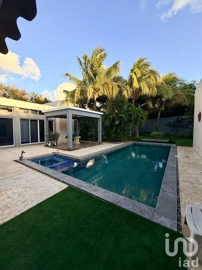 Casa en Venta en La Rejoyada, Mérida, Yucatán | NEX-292413 | iad México | Foto 3 de 28