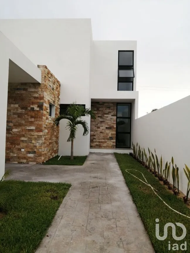 Casa en Venta en Cholul, Mérida, Yucatán | NEX-97958 | iad México | Foto 2 de 16