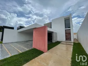 NEX-97963 - Casa en Venta, con 3 recamaras, con 3 baños, con 290 m2 de construcción en Conkal, CP 97345, Yucatán.