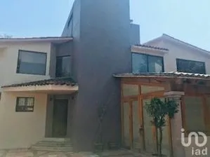 NEX-201135 - Casa en Venta, con 3 recamaras, con 3 baños, con 300 m2 de construcción en Lomas de Vista Hermosa, CP 05100, Ciudad de México.