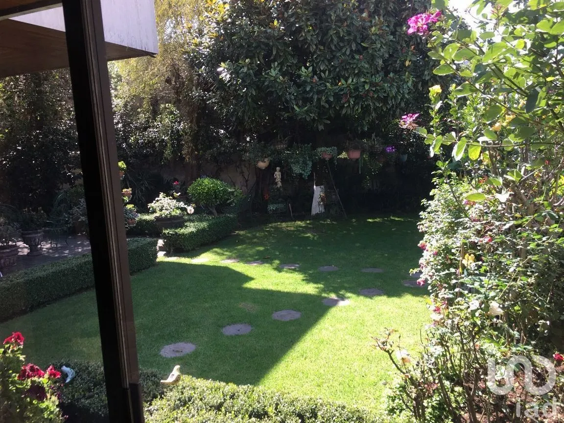Casa en Venta en Bosques de las Lomas, Cuajimalpa de Morelos, Ciudad de México | NEX-280035 | iad México | Foto 2 de 17