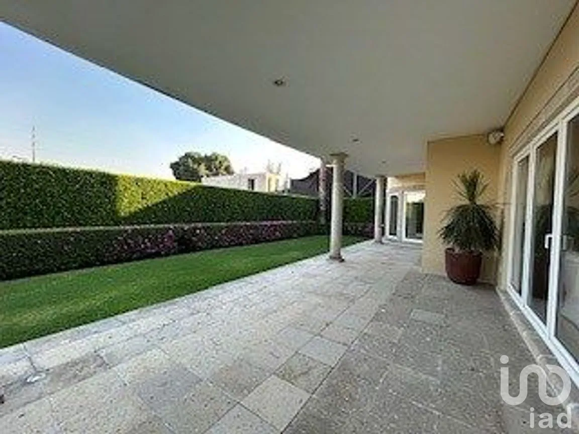 Casa en Venta en Bosques de las Lomas, Cuajimalpa de Morelos, Ciudad de México | NEX-290361 | iad México | Foto 2 de 31