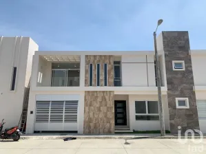 NEX-96430 - Casa en Venta, con 3 recamaras, con 3 baños, con 200 m2 de construcción en Graciano Sánchez Romo, CP 94293, Veracruz de Ignacio de la Llave.