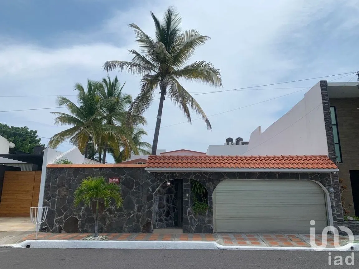 Casa en Renta en Costa de Oro, Boca del Río, Veracruz de Ignacio de la Llave | NEX-97618 | iad México | Foto 1 de 24