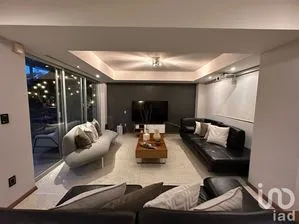 NEX-201751 - Departamento en Venta, con 3 recamaras, con 2 baños, con 200 m2 de construcción.