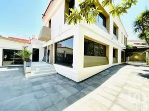 NEX-230627 - Casa en Renta, con 800 m2 de construcción en Lomas de Chapultepec, CP 11000, Ciudad de México.