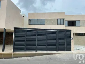 NEX-117671 - Casa en Venta, con 2 recamaras, con 2 baños, con 160 m2 de construcción en Cholul, CP 97305, Yucatán.
