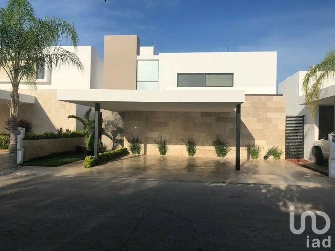 Casa en Renta en Temozon Norte, Mérida, Yucatán | NEX-228905 | iad México | Foto 2 de 17
