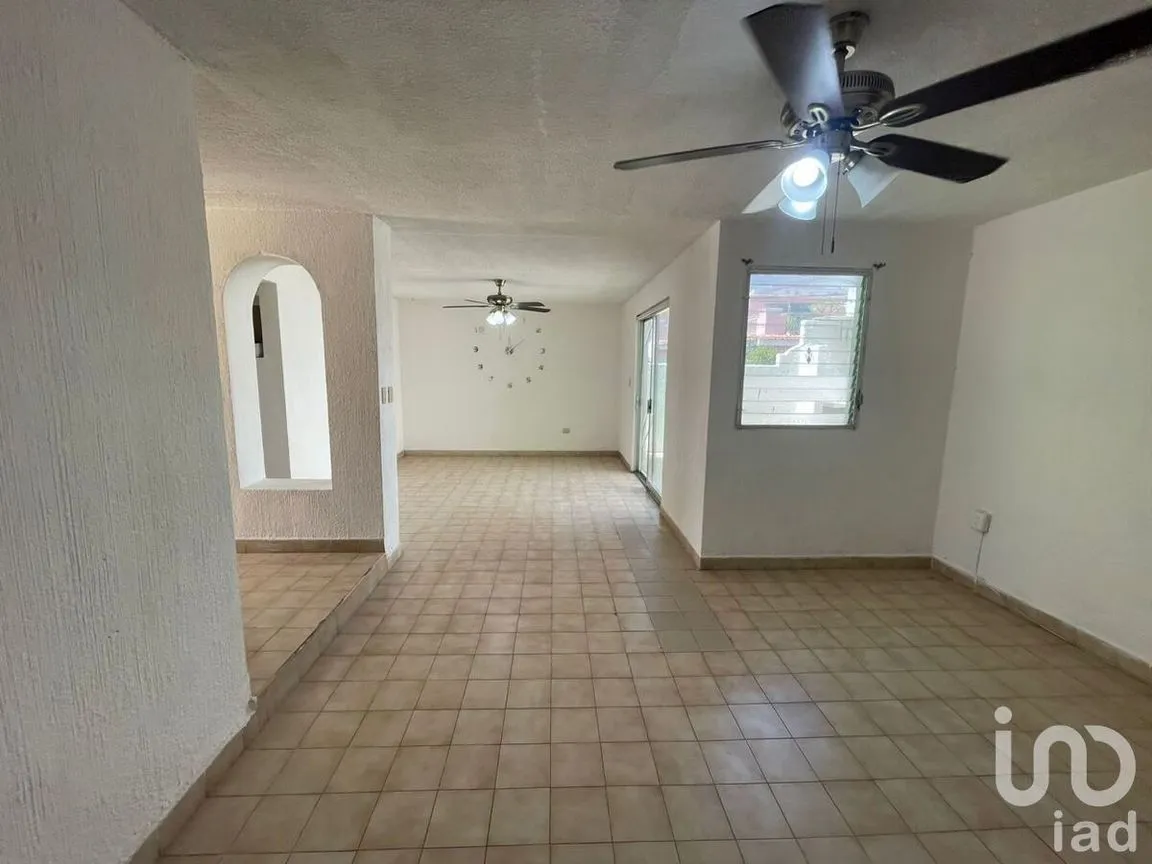 Casa en Renta en Privada Villa Palma Real, Mérida, Yucatán | NEX-228911 | iad México | Foto 3 de 18