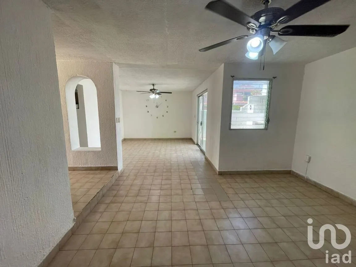 Casa en Renta en Privada Villa Palma Real, Mérida, Yucatán | NEX-228911 | iad México | Foto 4 de 18