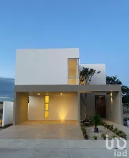NEX-104995 - Casa en Venta, con 3 recamaras, con 3 baños, con 229 m2 de construcción en Conkal, CP 97345, Yucatán.