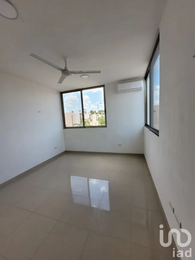 Casa en Venta en Leandro Valle, Mérida, Yucatán | NEX-228229 | iad México | Foto 13 de 31