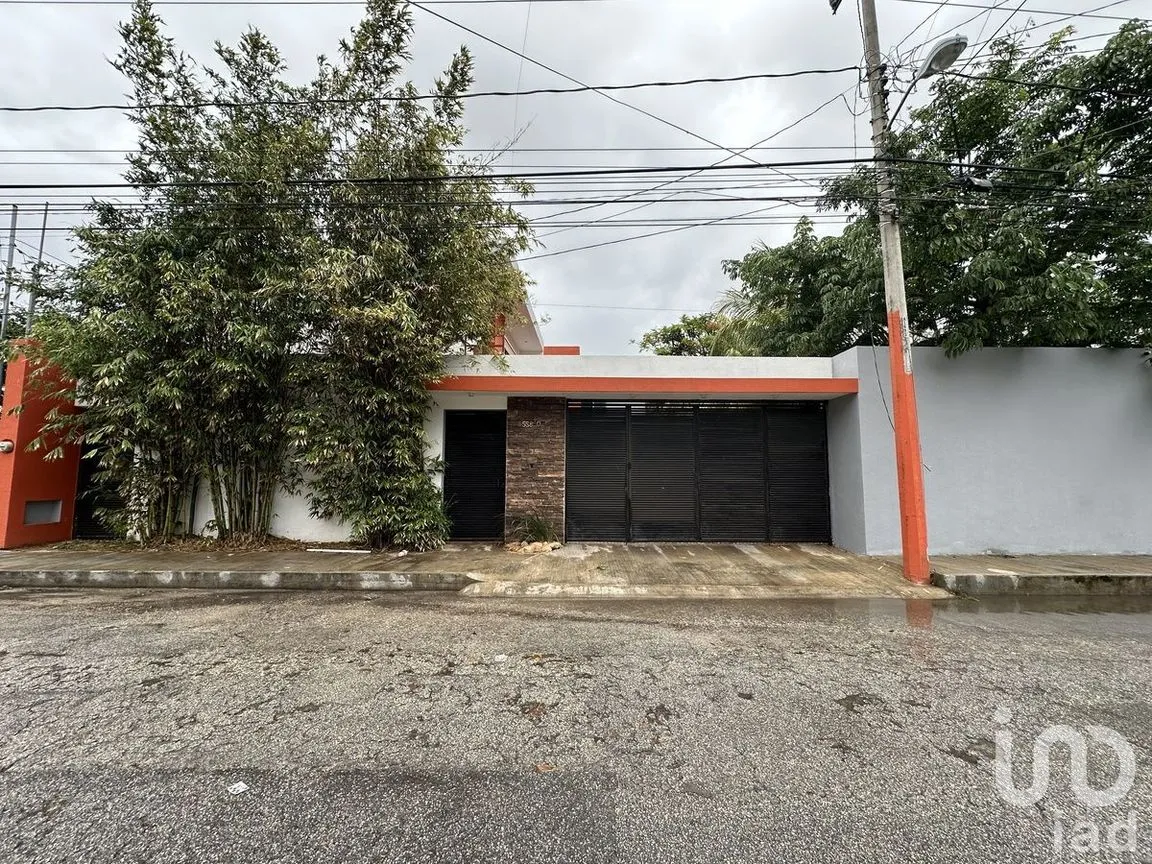 Casa en Venta en Mérida Centro, Mérida, Yucatán | NEX-228834 | iad México | Foto 1 de 19