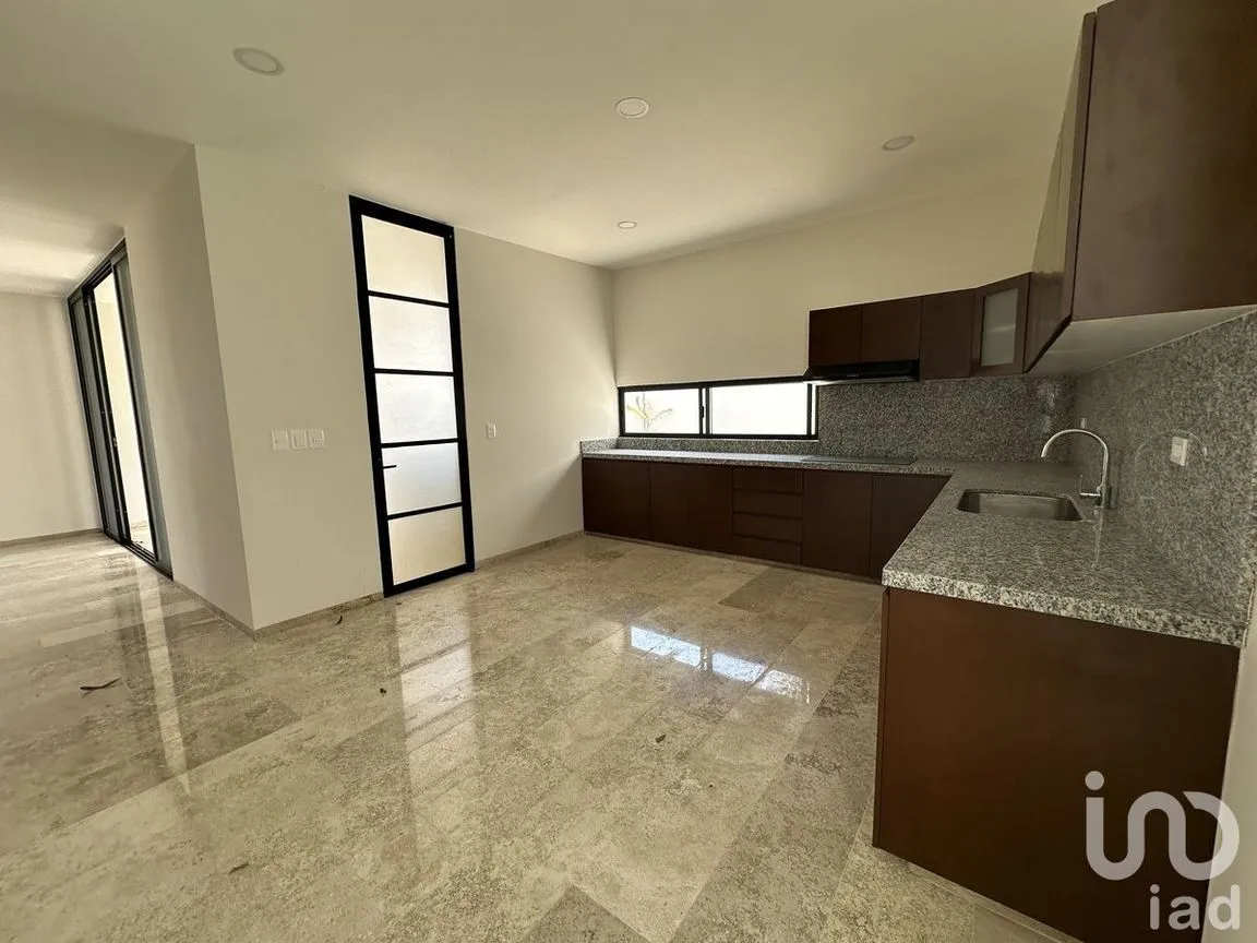 Casa en Venta en Tixcuytún, Mérida, Yucatán | NEX-229901 | iad México | Foto 3 de 11