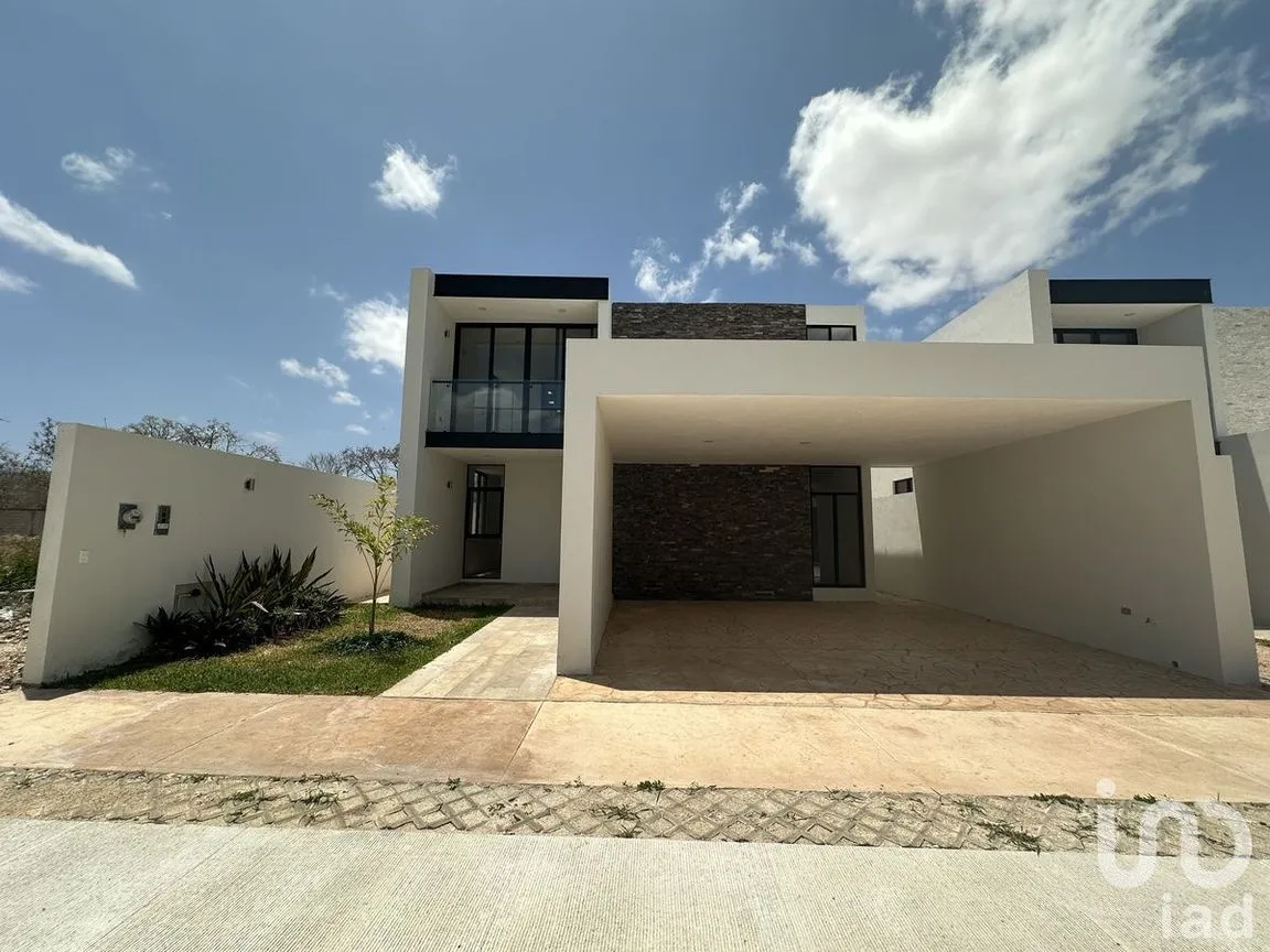 Casa en Venta en Tixcuytún, Mérida, Yucatán | NEX-229901 | iad México | Foto 1 de 11