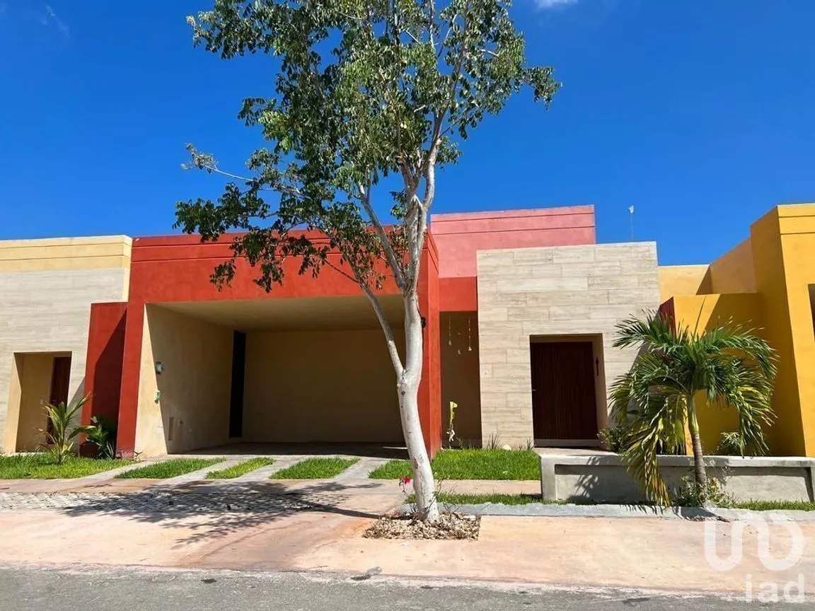 Casa en Renta en Conkal, Conkal, Yucatán | NEX-230123 | iad México | Foto 1 de 27