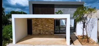 NEX-273817 - Casa en Venta, con 3 recamaras, con 3 baños, con 260 m2 de construcción.