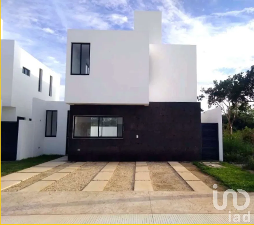 Casa en Venta en Conkal, Conkal, Yucatán | NEX-273878 | iad México | Foto 1 de 18