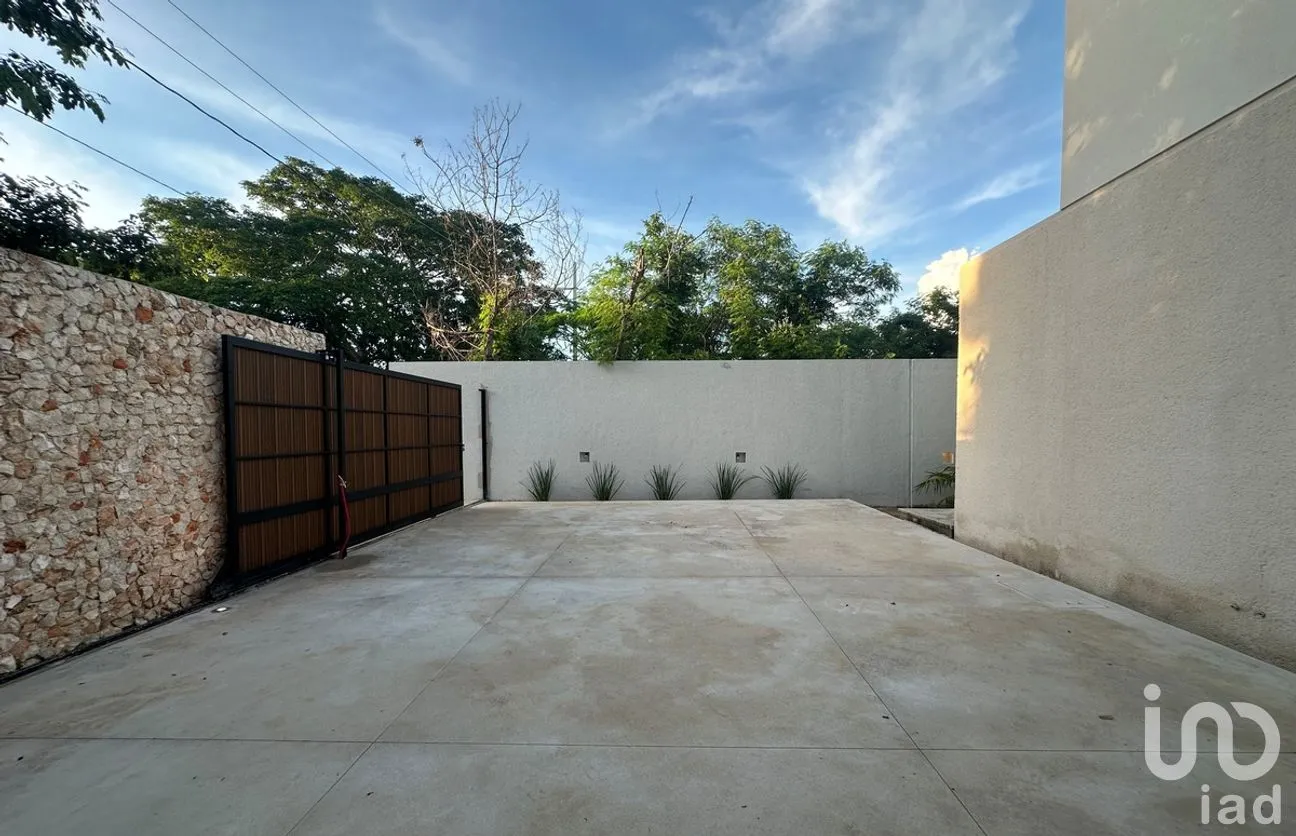 Casa en Venta en Villas de Tixcacal, Mérida, Yucatán | NEX-273961 | iad México | Foto 3 de 21