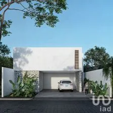 NEX-273987 - Casa en Venta, con 3 recamaras, con 4 baños, con 260 m2 de construcción.