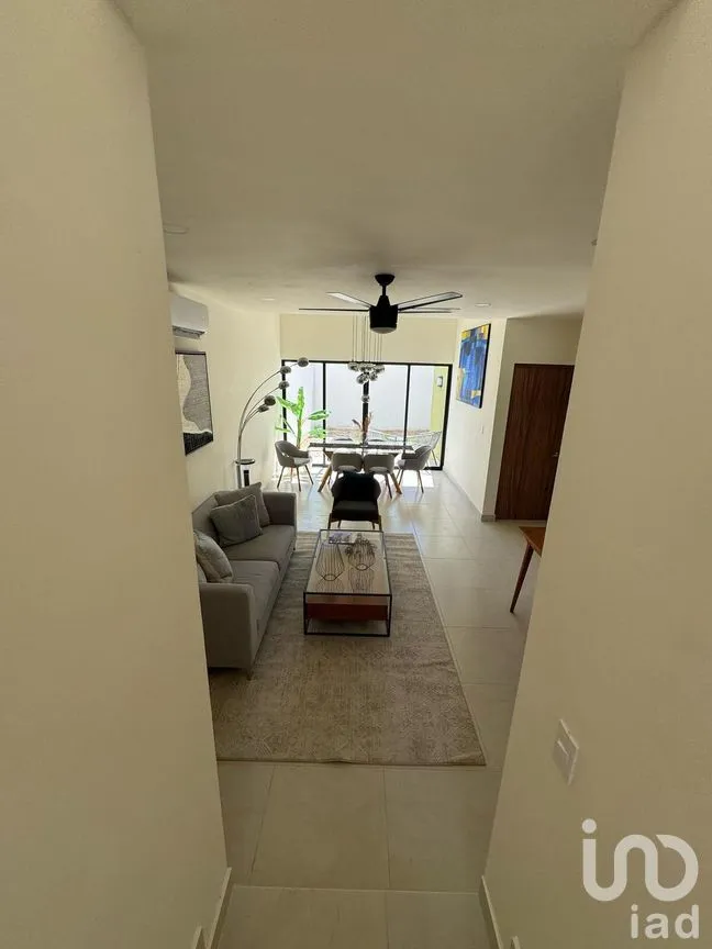 Casa en Venta en Leandro Valle, Mérida, Yucatán | NEX-273997 | iad México | Foto 2 de 26