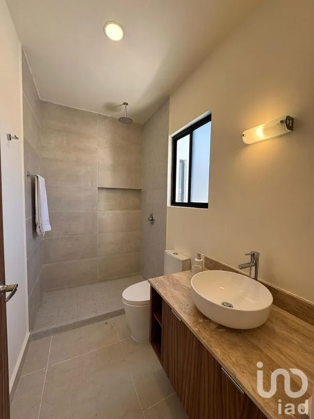 Casa en Venta en Leandro Valle, Mérida, Yucatán | NEX-273997 | iad México | Foto 13 de 26