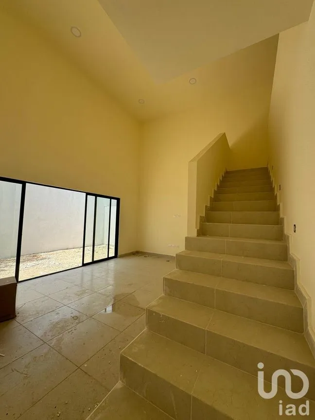Casa en Venta en Leandro Valle, Mérida, Yucatán | NEX-274003 | iad México | Foto 2 de 20