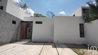 NEX-274016 - Casa en Venta, con 3 recamaras, con 3 baños, con 211 m2 de construcción.