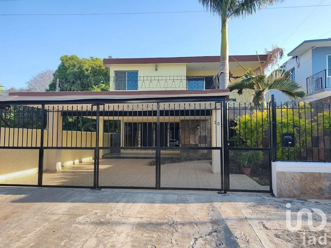 Casa en Venta en Garcia Gineres, Mérida, Yucatán | NEX-274019 | iad México | Foto 1 de 49