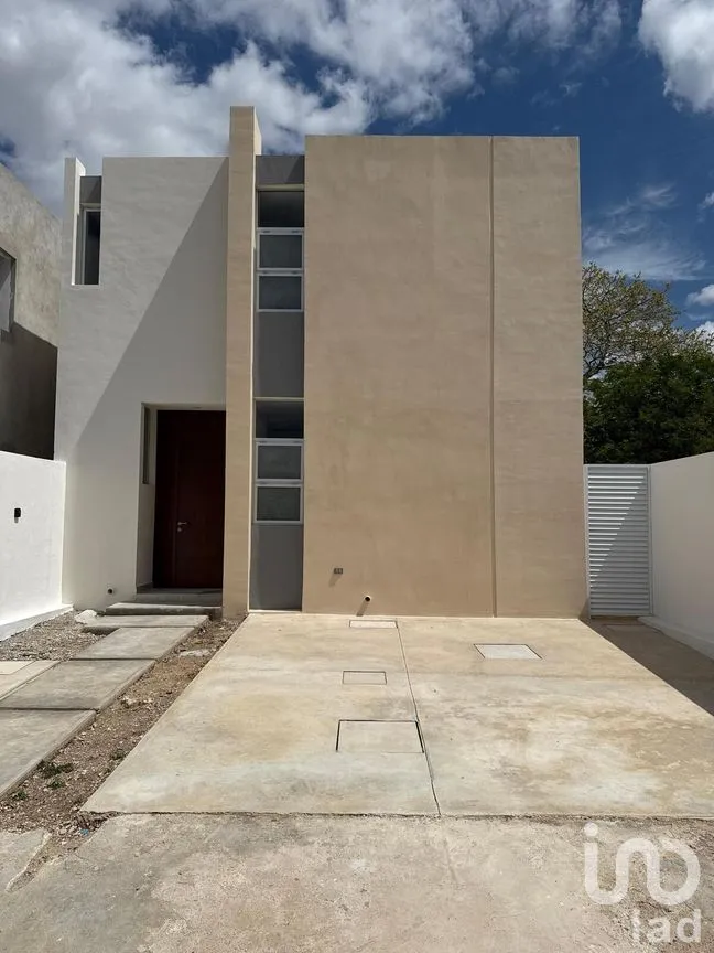 Casa en Venta en Real Montejo, Mérida, Yucatán | NEX-274035 | iad México | Foto 1 de 22