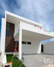 NEX-274049 - Casa en Venta, con 4 recamaras, con 4 baños, con 334.49 m2 de construcción en Tamanché, CP 97304, Yucatán.