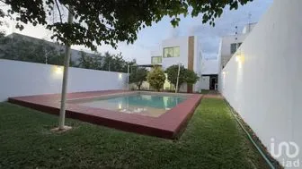 NEX-276394 - Casa en Venta, con 3 recamaras, con 3 baños, con 264.4 m2 de construcción.