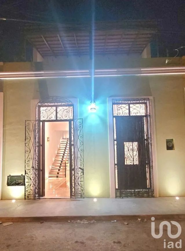 Casa en Venta en Mérida Centro, Mérida, Yucatán | NEX-281940 | iad México | Foto 1 de 24
