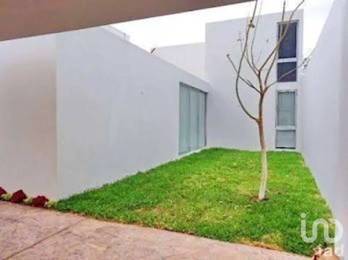 Casa en Venta en Industrias No Contaminantes, Mérida, Yucatán | NEX-288162 | iad México | Foto 2 de 8