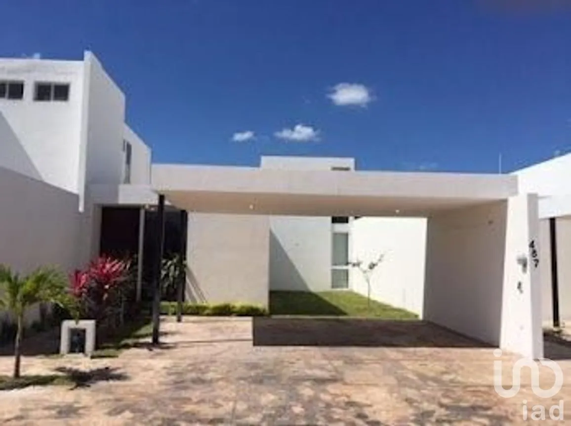 Casa en Venta en Industrias No Contaminantes, Mérida, Yucatán | NEX-288162 | iad México | Foto 1 de 8