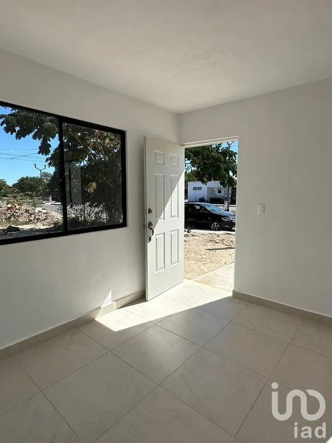 Casa en Venta en Tixcacal Opichen, Mérida, Yucatán | NEX-288173 | iad México | Foto 2 de 9