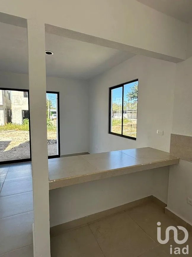 Casa en Venta en Tixcacal Opichen, Mérida, Yucatán | NEX-288173 | iad México | Foto 3 de 9