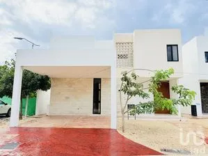 NEX-288479 - Casa en Venta, con 4 recamaras, con 5 baños, con 254.28 m2 de construcción en Tamanché, CP 97304, Yucatán.
