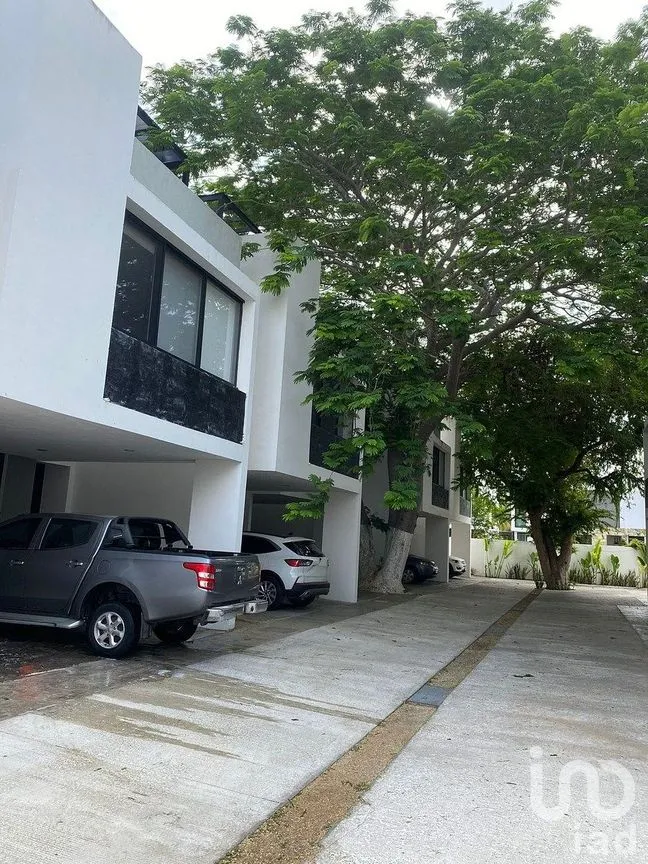 Casa en Venta en Chuburna de Hidalgo, Mérida, Yucatán | NEX-289405 | iad México | Foto 2 de 16
