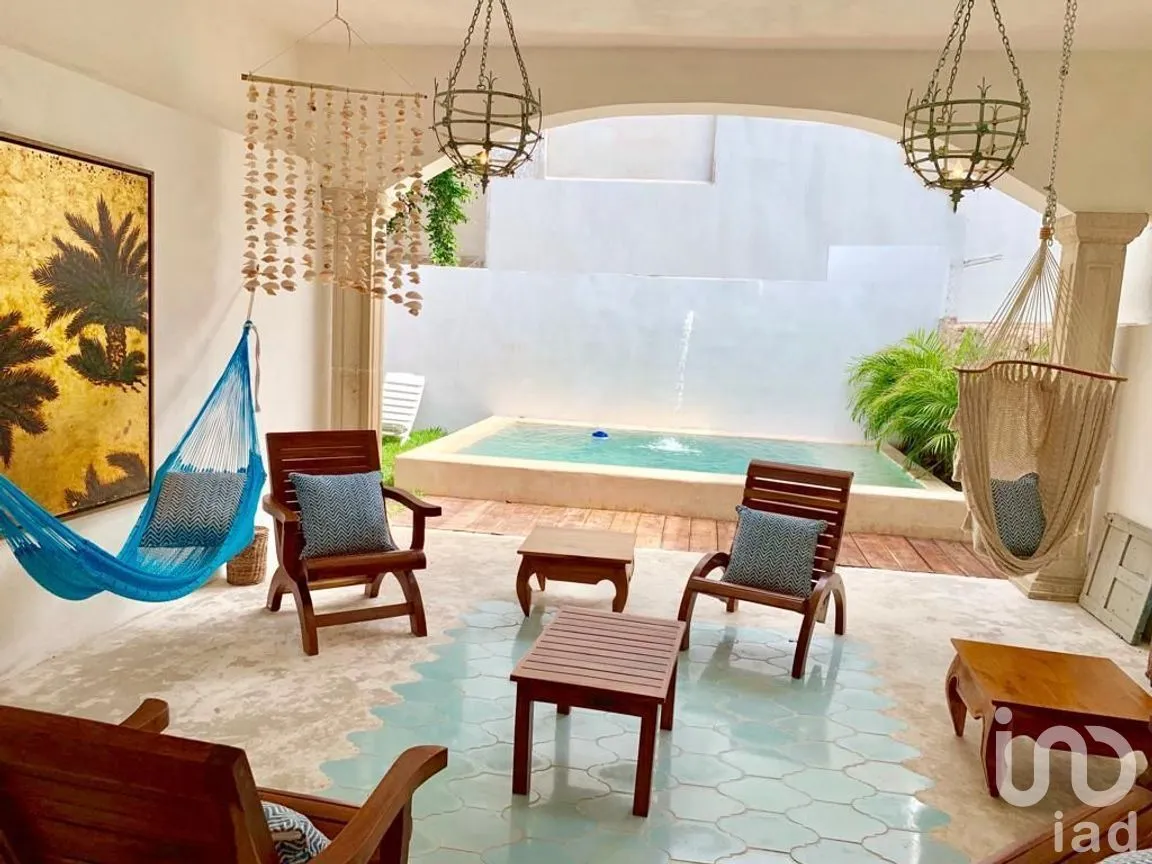 Casa en Venta en Mérida Centro, Mérida, Yucatán | NEX-290678 | iad México | Foto 1 de 32