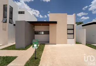 NEX-292400 - Casa en Venta, con 2 recamaras, con 2 baños, con 126.85 m2 de construcción.