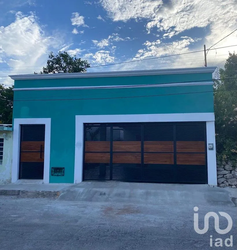Casa en Venta en Mérida Centro, Mérida, Yucatán | NEX-292903 | iad México | Foto 1 de 42