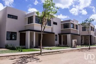 NEX-293140 - Casa en Venta, con 2 recamaras, con 1 baño, con 131 m2 de construcción en Conkal, CP 97345, Yucatán.