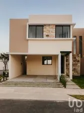 NEX-293142 - Casa en Venta, con 3 recamaras, con 2 baños, con 167 m2 de construcción en Conkal, CP 97345, Yucatán.