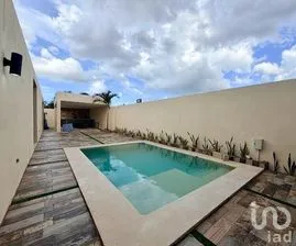 NEX-293877 - Casa en Venta, con 4 recamaras, con 6 baños, con 535.61 m2 de construcción.