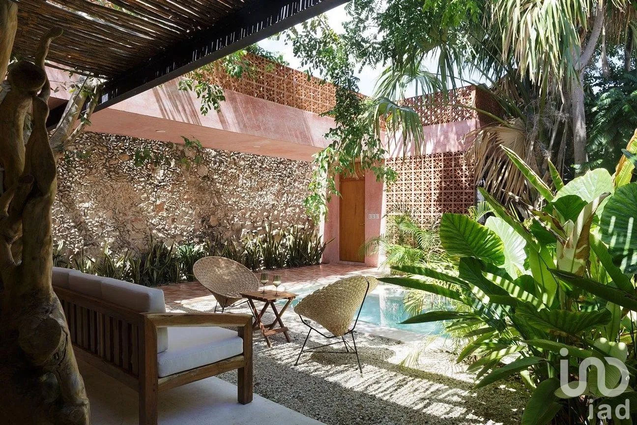 Casa en Venta en Mérida Centro, Mérida, Yucatán | NEX-294683 | iad México | Foto 1 de 21